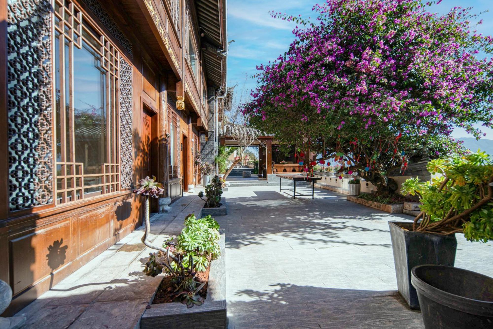 Lijiang Byw Mount View Inn Exteriör bild